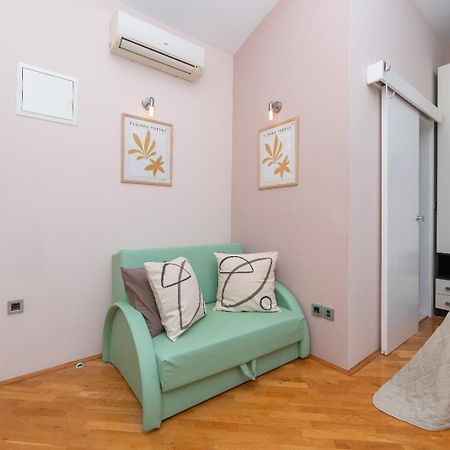 Apartments Luka Toni Krvavica Εξωτερικό φωτογραφία