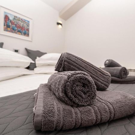 Apartments Luka Toni Krvavica Εξωτερικό φωτογραφία