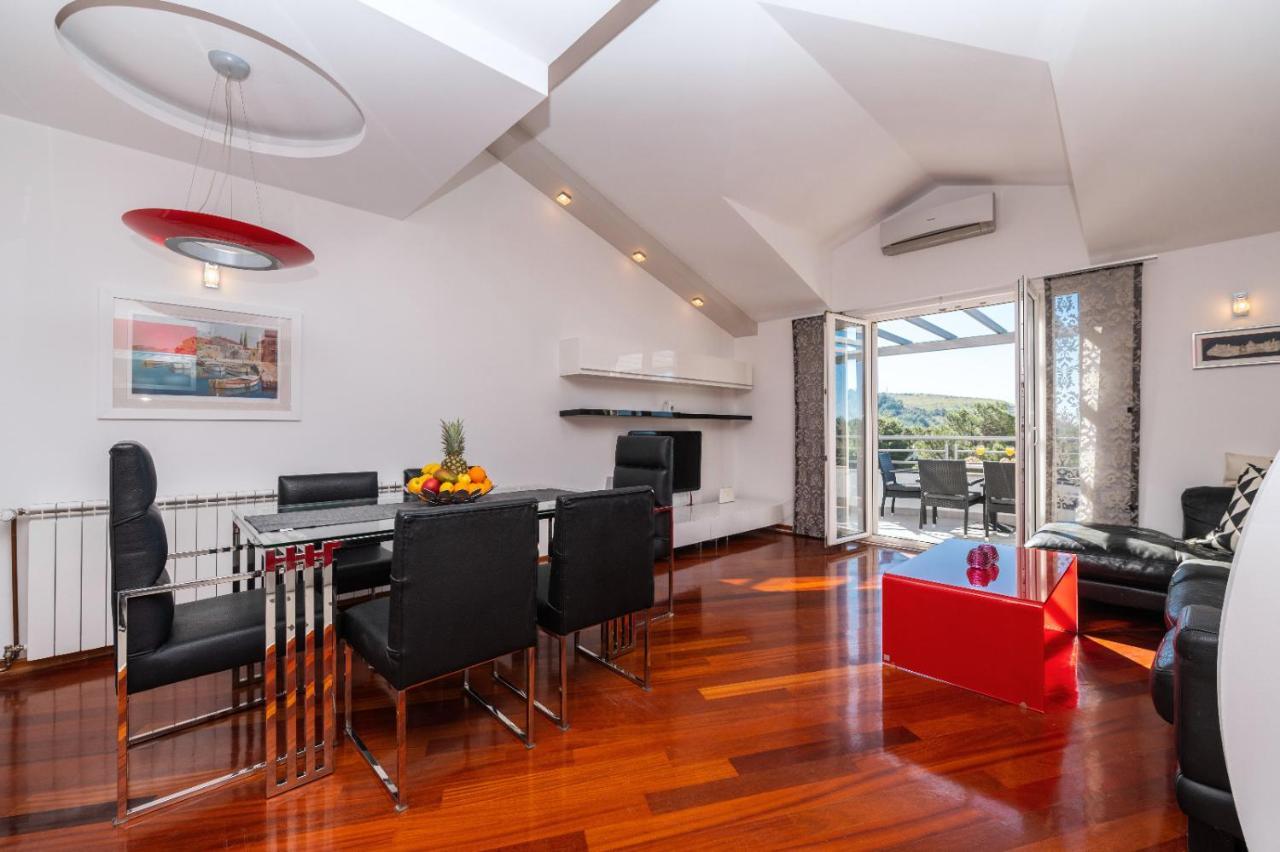 Apartments Luka Toni Krvavica Εξωτερικό φωτογραφία