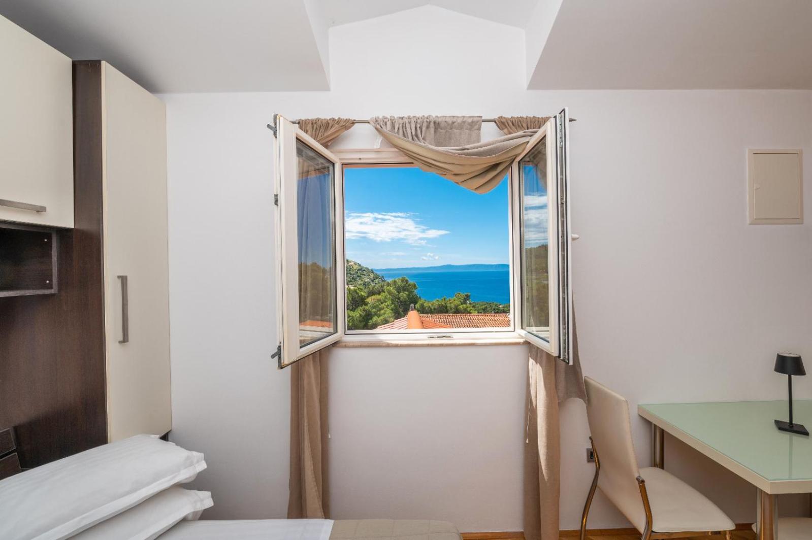 Apartments Luka Toni Krvavica Εξωτερικό φωτογραφία