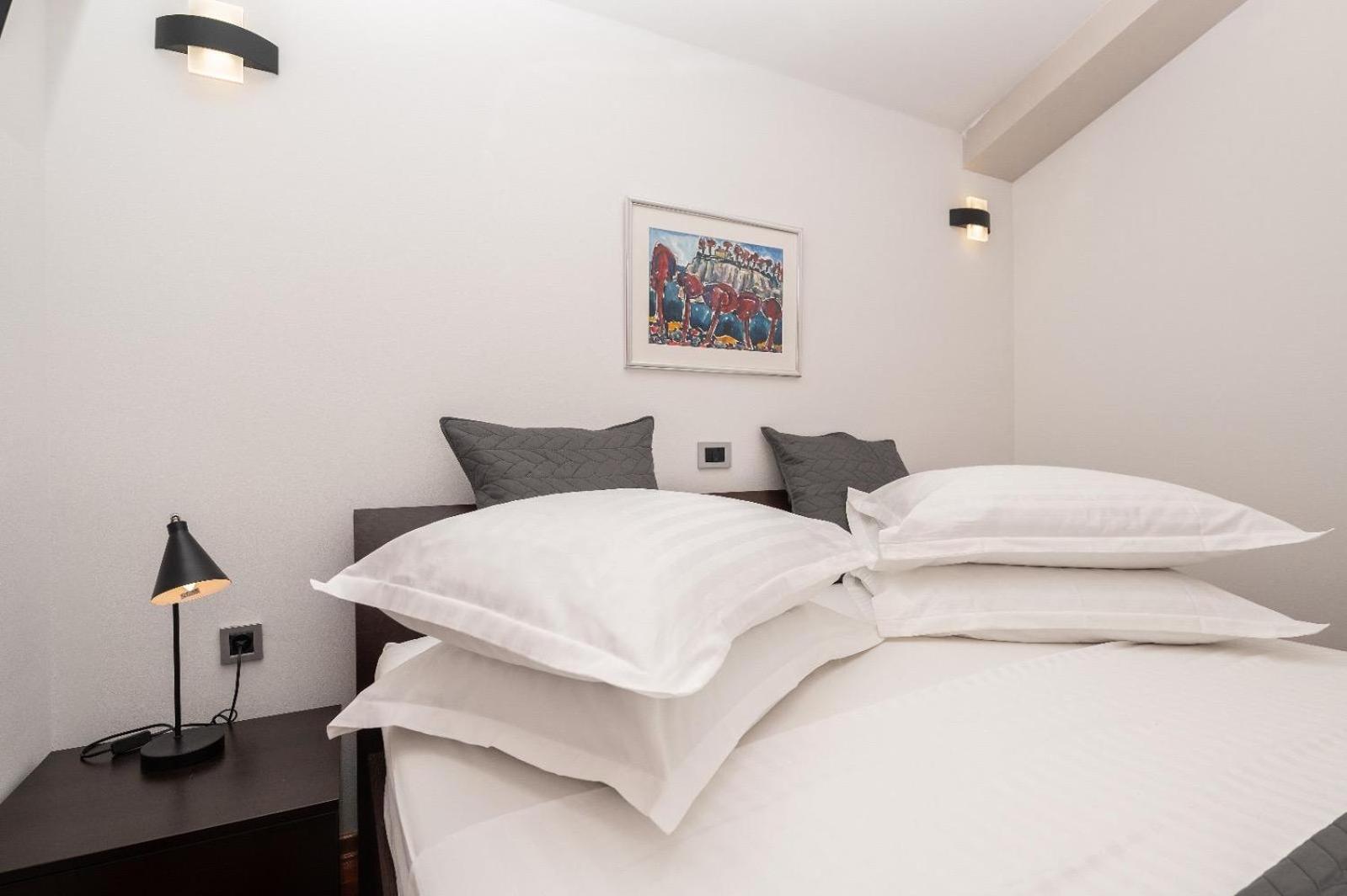 Apartments Luka Toni Krvavica Εξωτερικό φωτογραφία