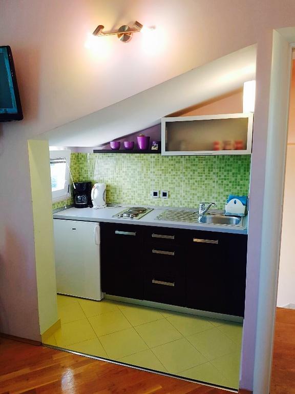 Apartments Luka Toni Krvavica Εξωτερικό φωτογραφία