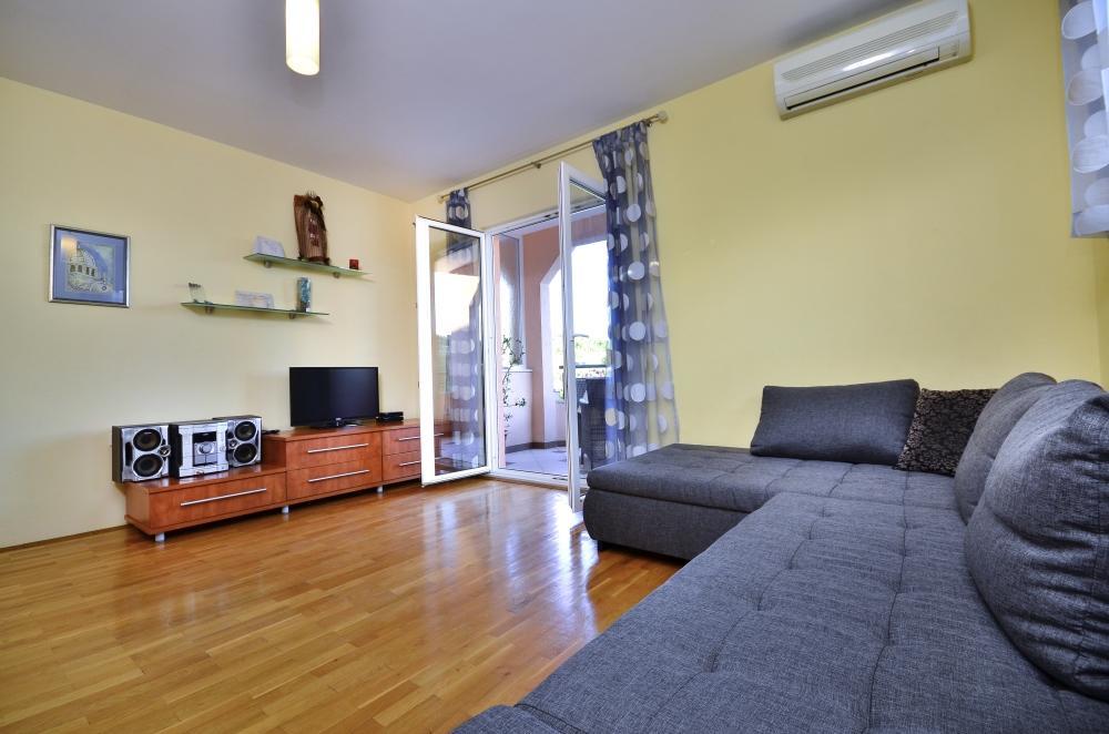 Apartments Luka Toni Krvavica Εξωτερικό φωτογραφία