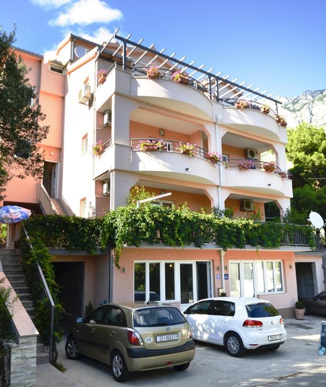 Apartments Luka Toni Krvavica Εξωτερικό φωτογραφία